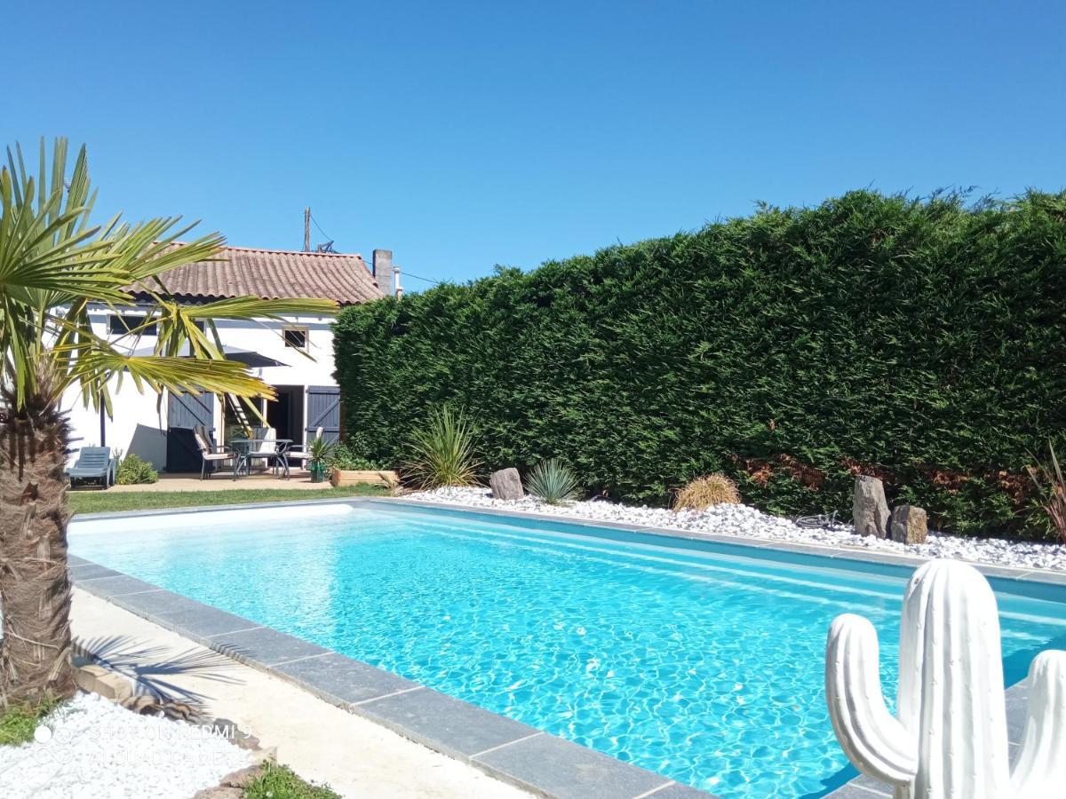 לינה וארוחת בוקר Le Champ-Saint-Pere Mas Des Vignes Piscine Chauffee מראה חיצוני תמונה